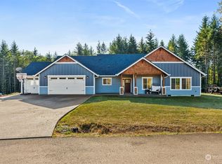 335 Glacier Peak Ln, Winlock, WA 98532