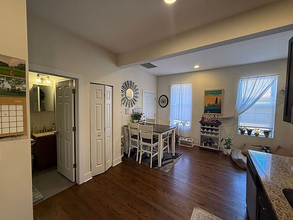 5th image of 1508 W Chestnut St APT 2F