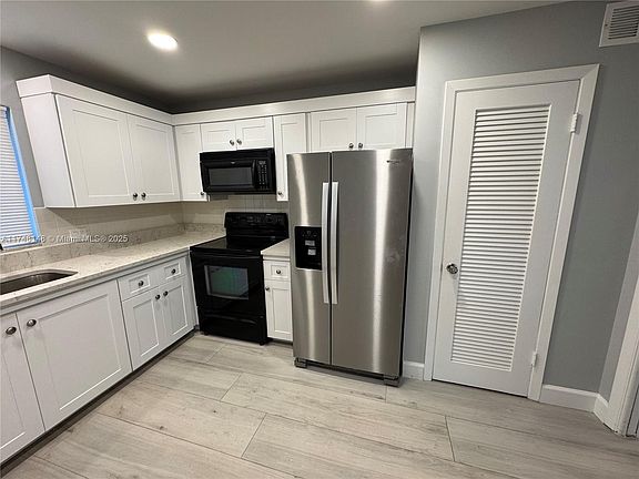 2nd image of 1 Garden St APT 101L