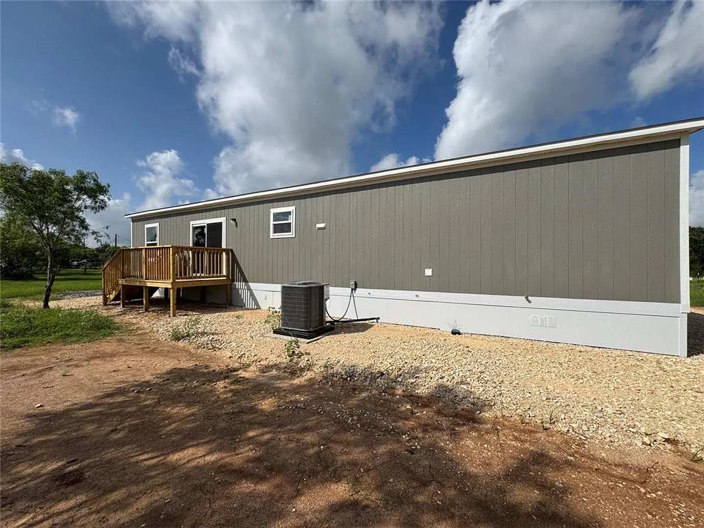 Brand New Double-Wide Manufactured Home On Over 1 Acre! — Photo 4