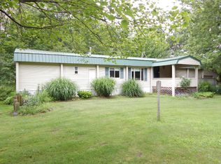 13925 Long Lake Dr, Sparta, MI 49345