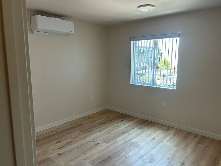 203 Willie James Jones Ave — Photo 34