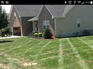 1027 Monticello Pl, Gallatin, TN 37066