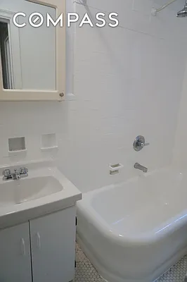 Rented by Compass | media 13