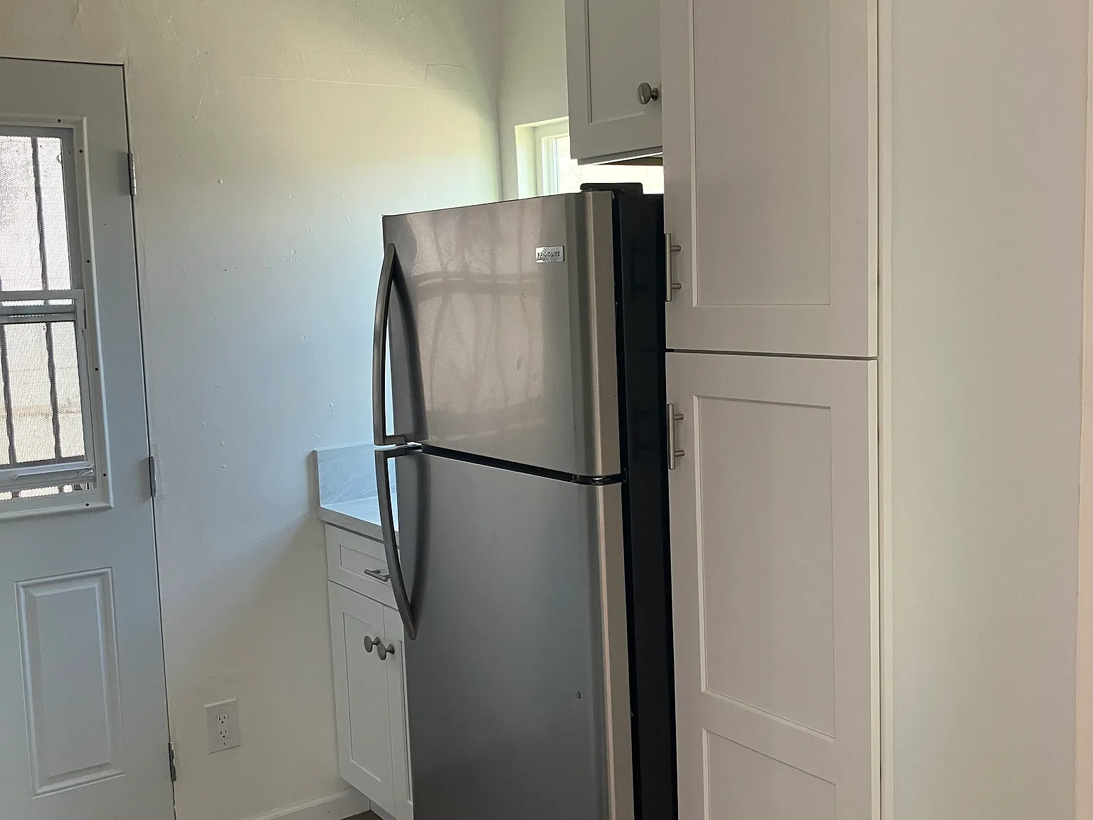 2 bed, $2,500 — Photo 3