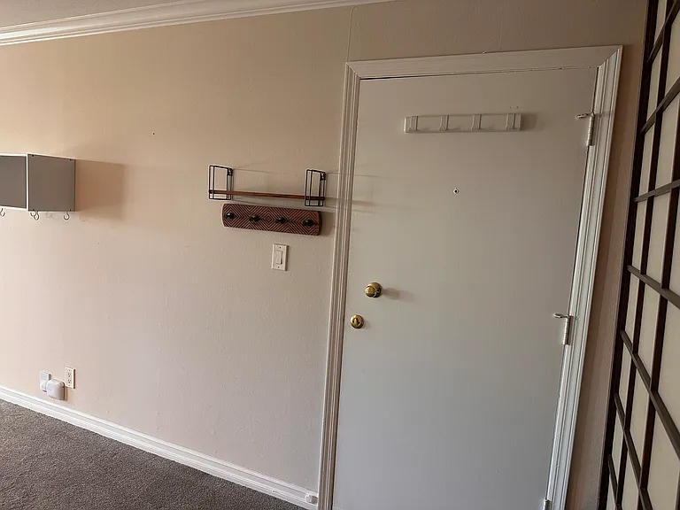 500 Cagney Ln — Photo 10
