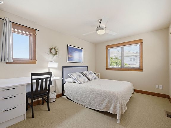 5th image of 2909 Lord Byron Pl