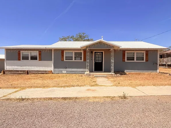 105 N Wasson Dr, Big Spring, TX 79720