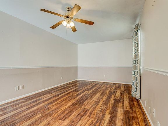 3rd image of 2935 Asbury Pl