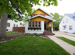 823 S 2nd Ave, Sioux Falls, SD 57104