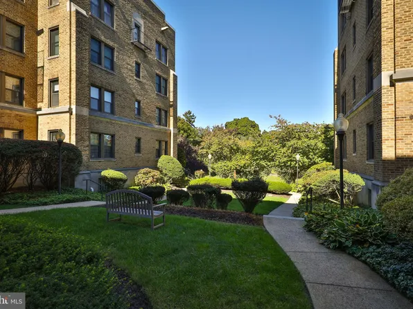 900 Valley Rd APT C203, Elkins Park, PA 19027