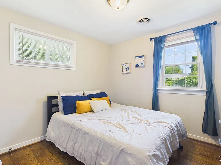 3114 Glenoa Rd — Photo 10