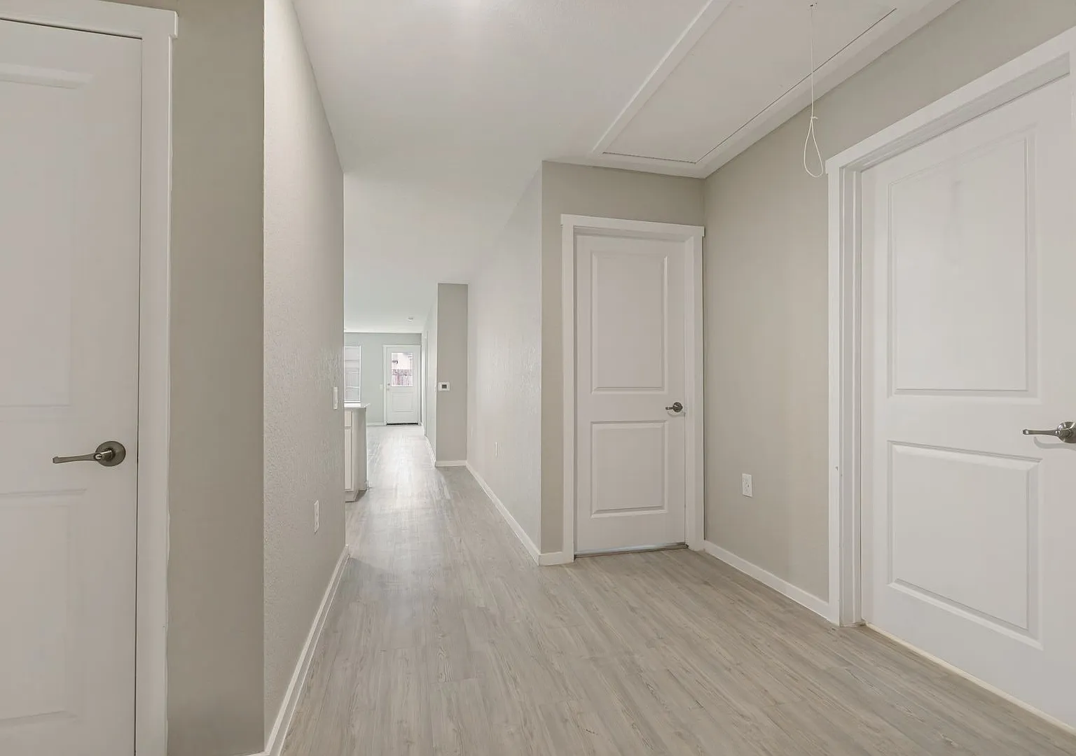 Charming 4-Bedroom In Newly Constructed Valle Sol — Photo 4