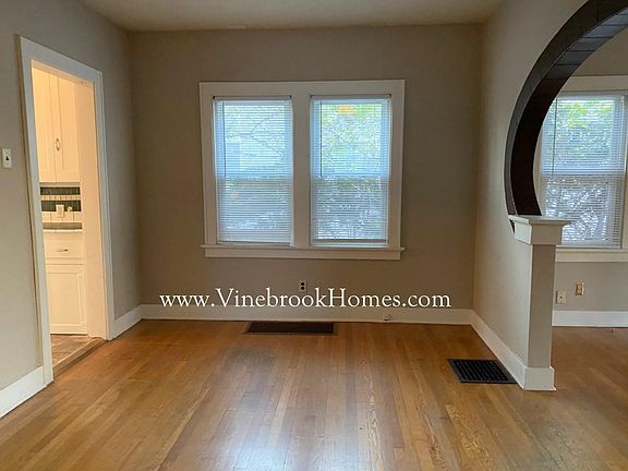 5th image of 732 Wilmington Ave