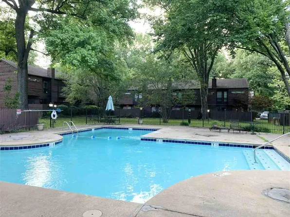 3990 Grahamdale Cir #3990A, Memphis, TN 38122