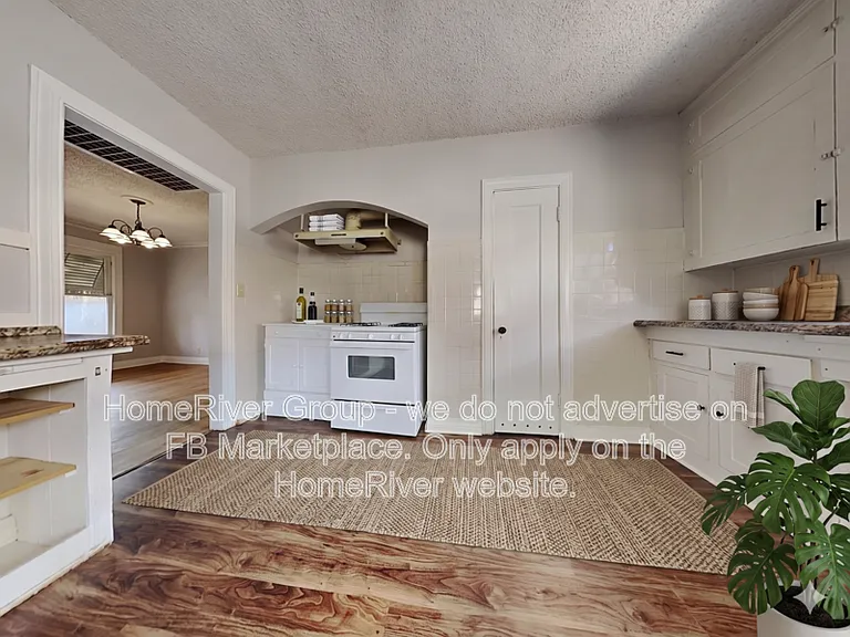 851 S Jamestown Ave — Photo 4
