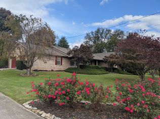 6220 Sierra Cir, Rockford, TN 37853