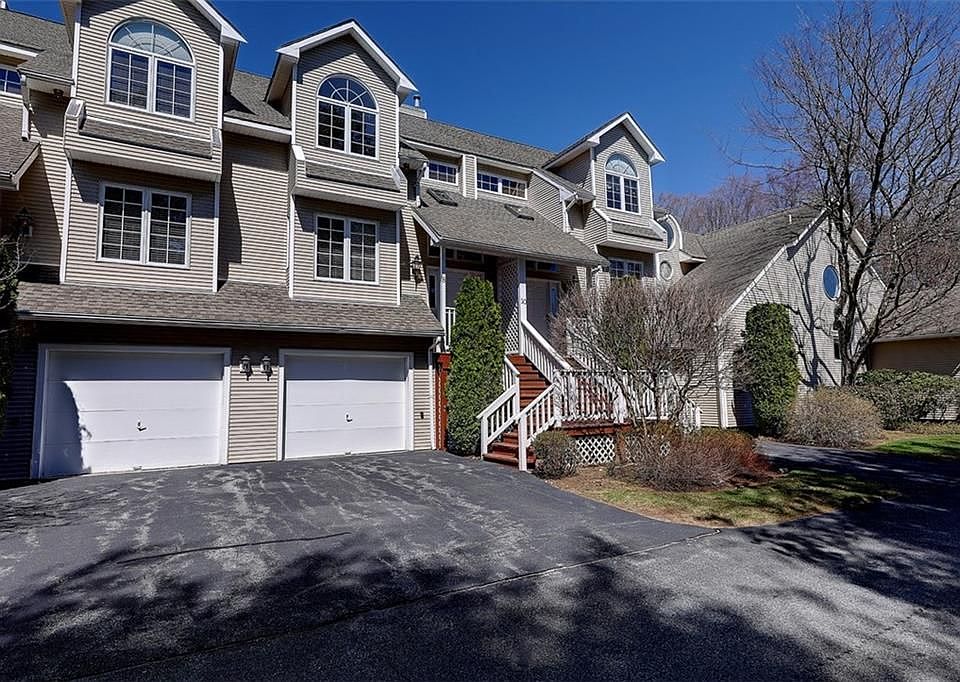 1st image of 10 Sparrow Cir
