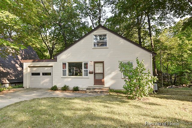 1st image of 225 Oakwood Dr