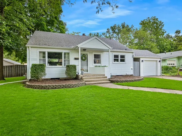 1005 N Walnut St, Normal, IL 61761