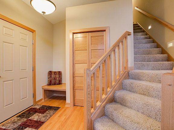 4th image of 11945 Davenport Ct NE