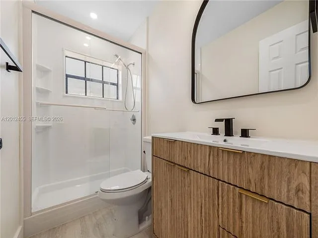 10401 SW 199th St — Photo 3