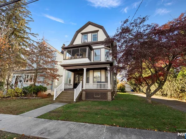 10 Almira St, Bloomfield, NJ 07003