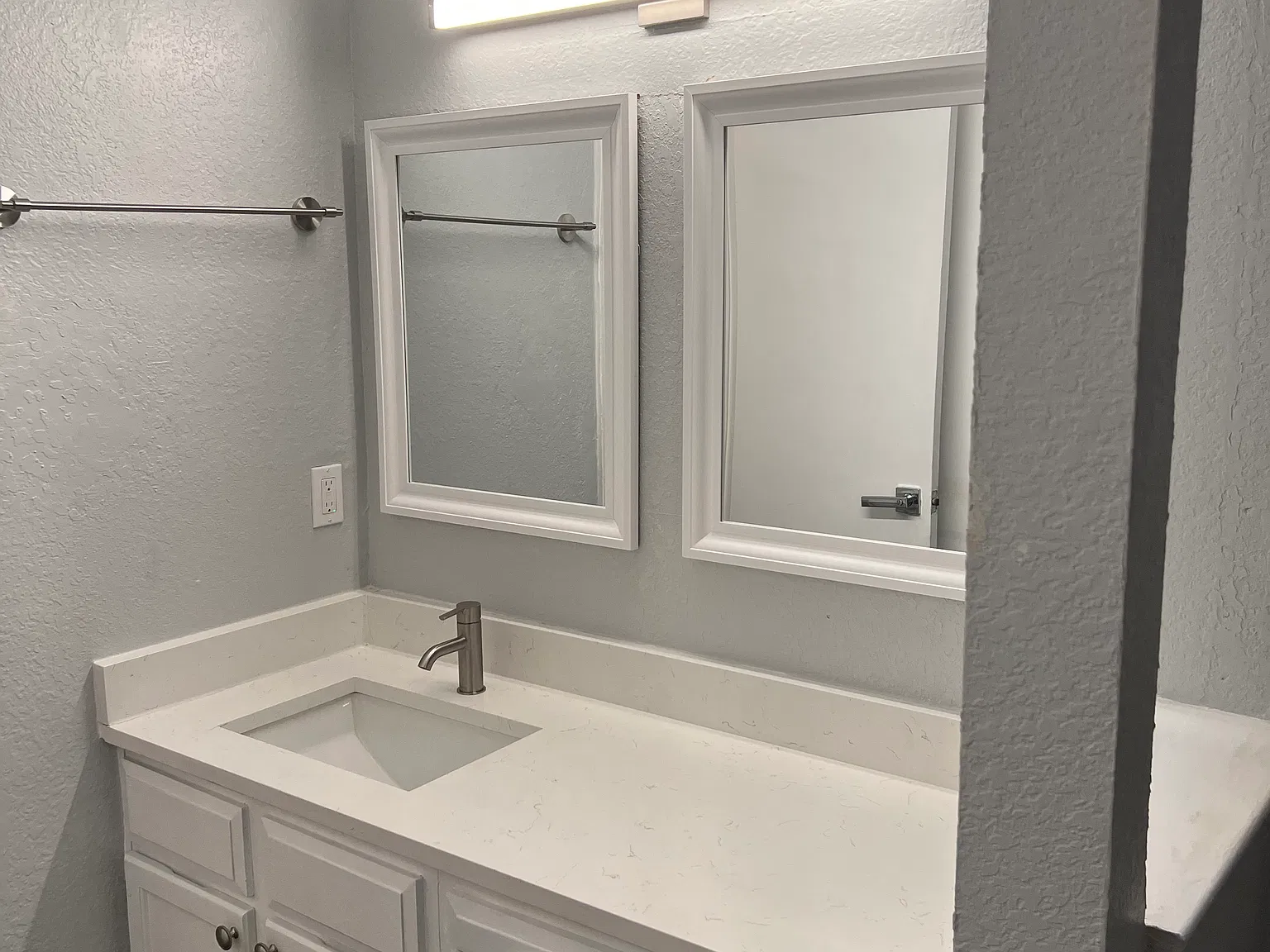 3 bed, 1.5 bath, 1336 sqft, $2,099 — Photo 4