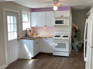 60 Railroad Ave #1, Salisbury, MA 01952