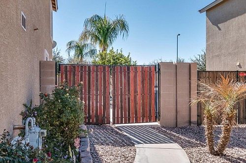 4th image of 3923 E Wateka Ct
