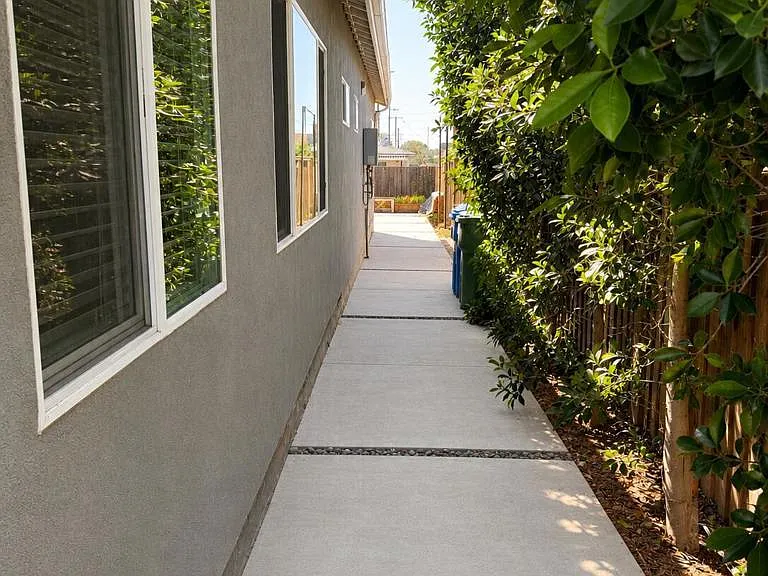 11000 Penrose St — Photo 12