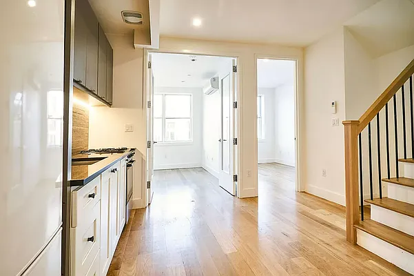 Rented by Lodger Corp | media 2