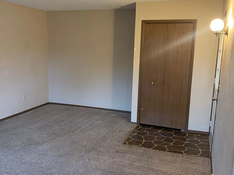 4403 Cherry Creek Ln — Photo 8