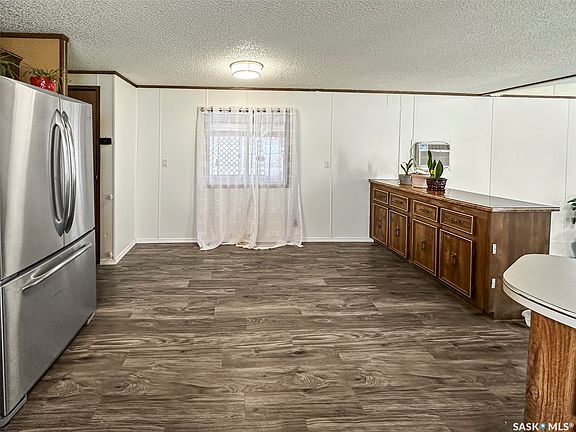 4th image of 27 Prairie Sun Court