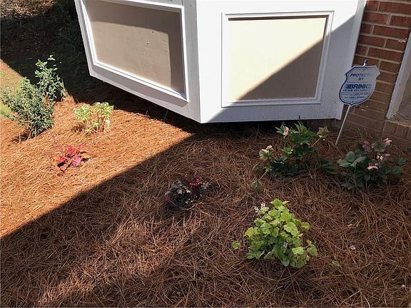 3rd image of 2719 Horseshoe Creek Dr SW