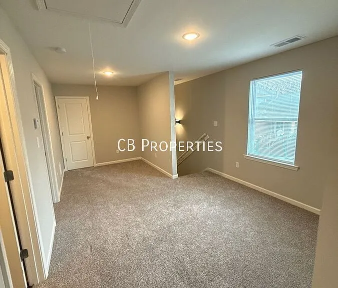 729 N Dunlap St — Photo 12