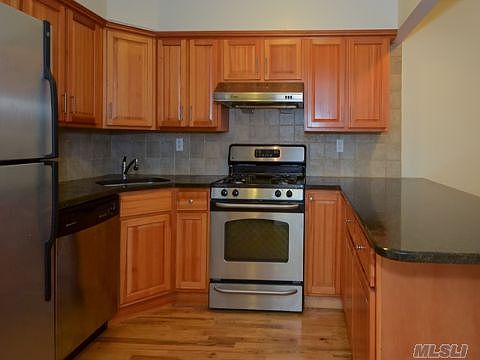 5th image of 2323 31st Ave APT 1C