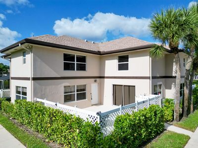 6 Amherst Court #B, Royal Palm Beach, FL, 33411