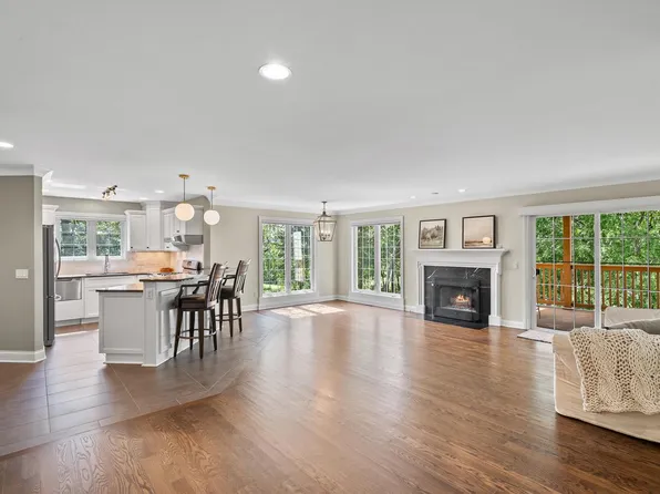 1035 Lakeland DRIVE #9-38, Lake Geneva, WI 53147