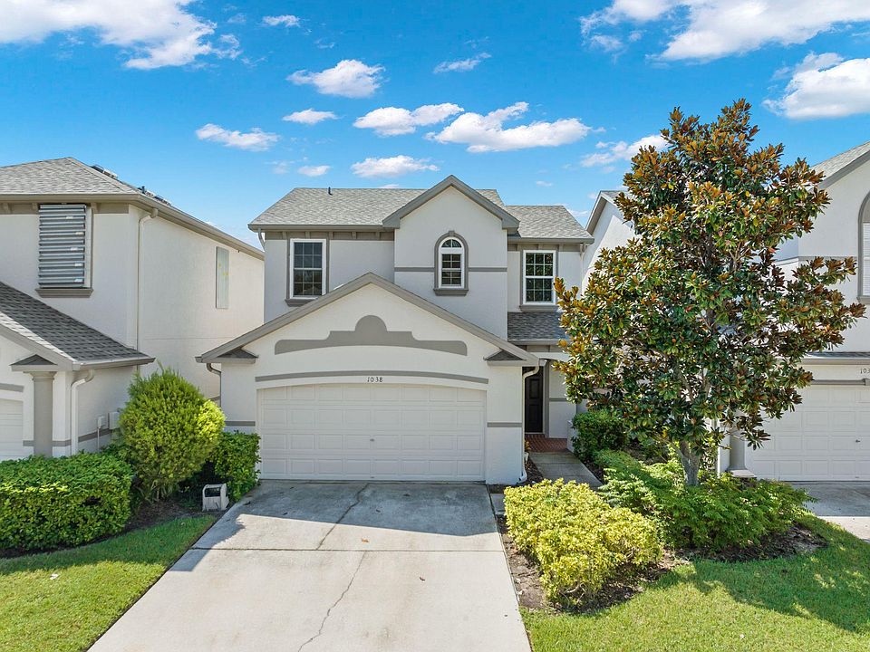 Well kept, clean with great curbside appeal.