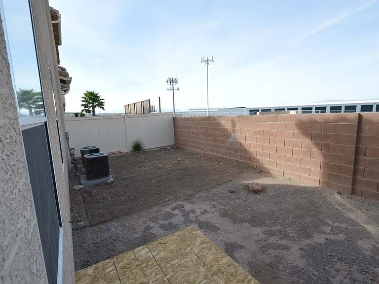 6674 Tulip Falls Dr — Photo 20