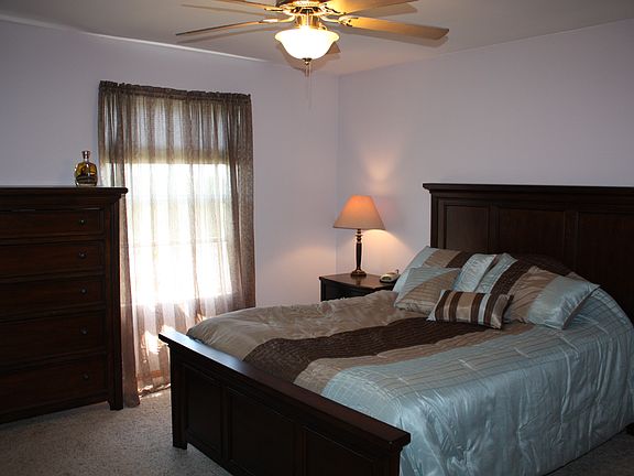3rd image of 16434 W Willow Walk Dr