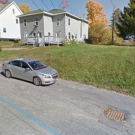 2nd image of 95 Grace Ave