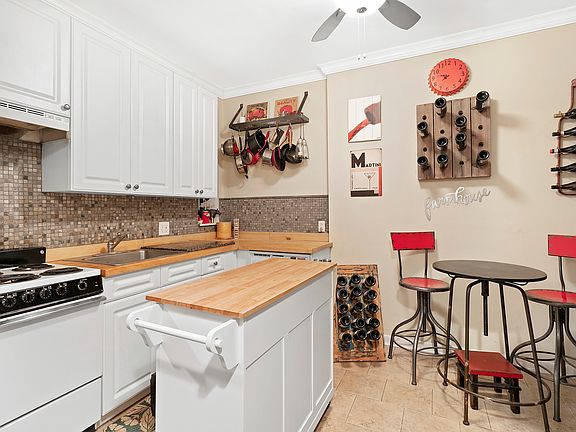 3rd image of 425 W 24th St APT 1E