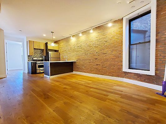 1st image of 412 Gates Ave #4FF