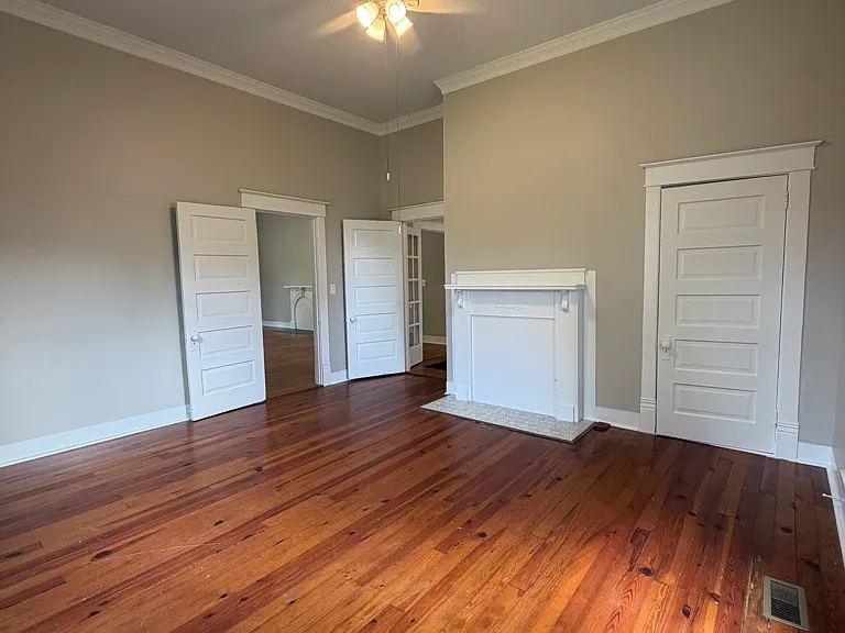 501 Vine St #A — Photo 17