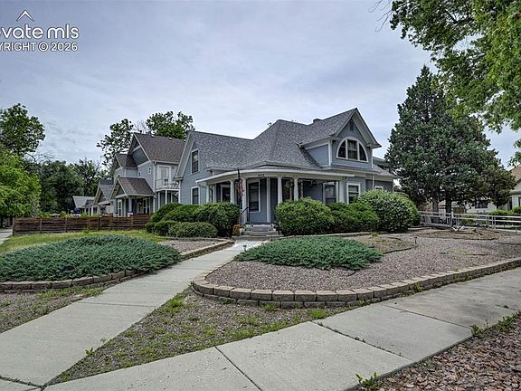 3rd image of 1003 E Boulder St