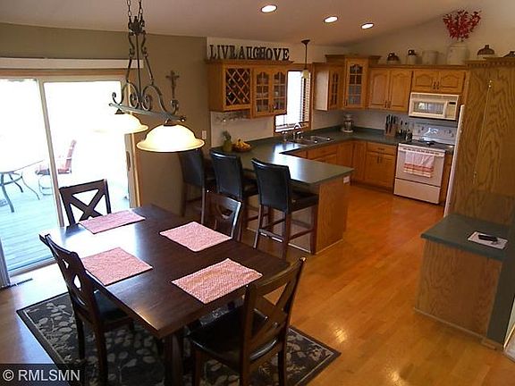 4th image of 1607 Southwood Ct