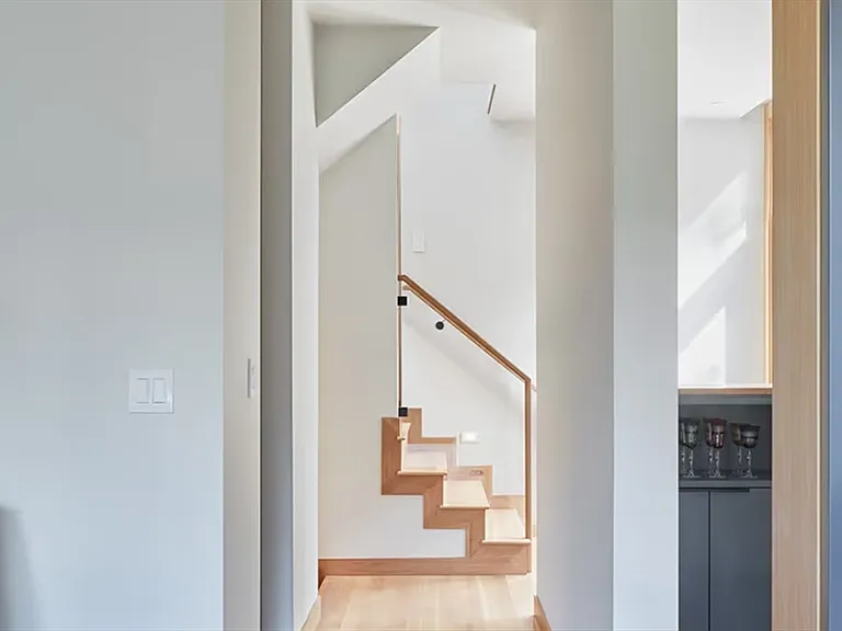 76 Holworthy St — Photo 11