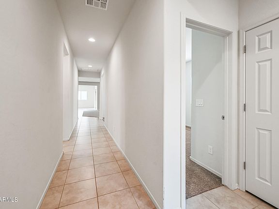 2nd image of 43658 W Juniper Ave